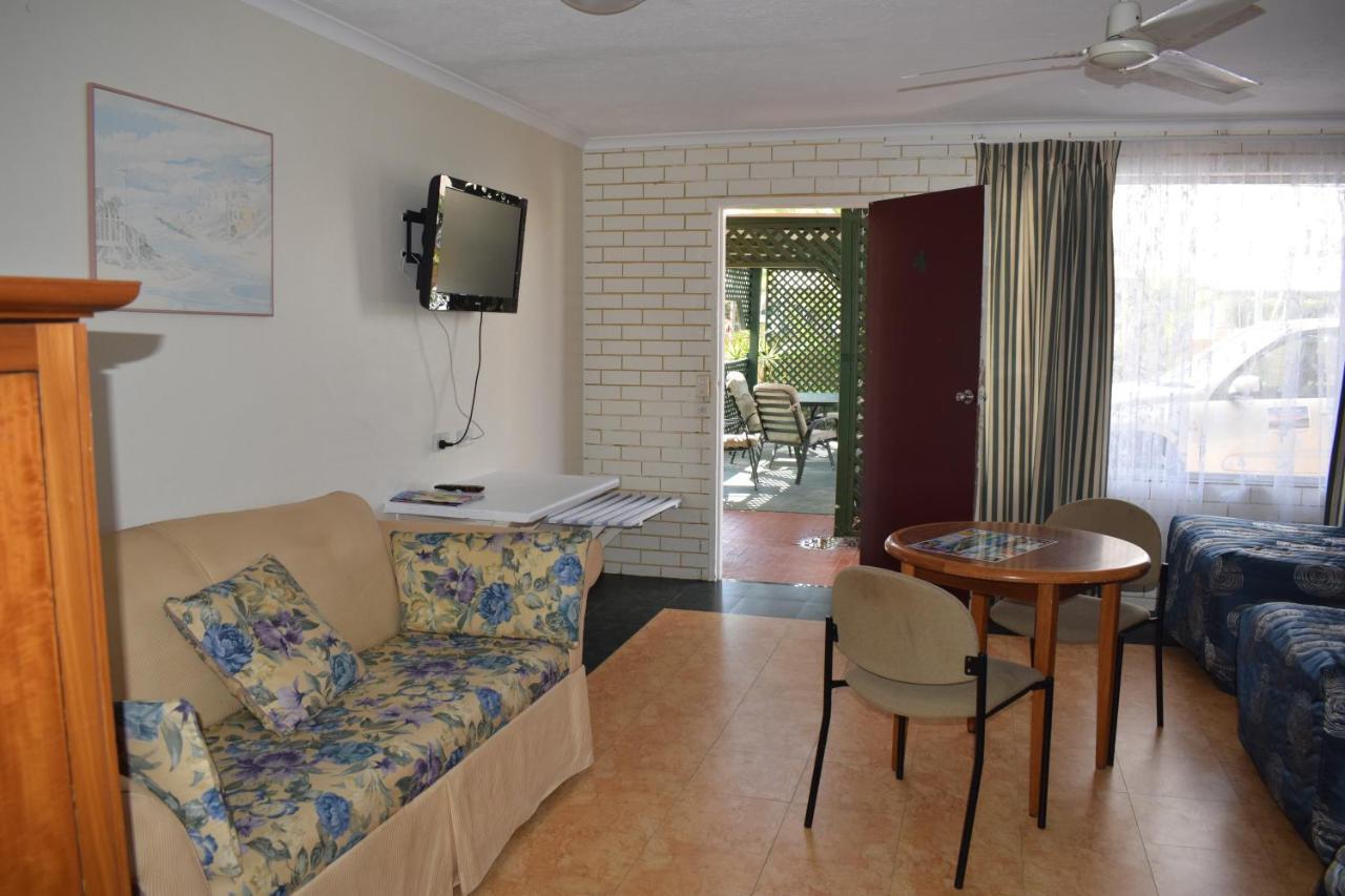 Queenslander Motel Gold Coast Exterior photo