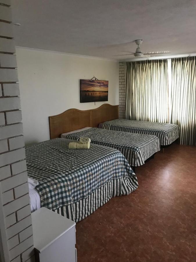 Queenslander Motel Gold Coast Exterior photo